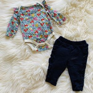 EUC Baby Gap Outfit 3-6M